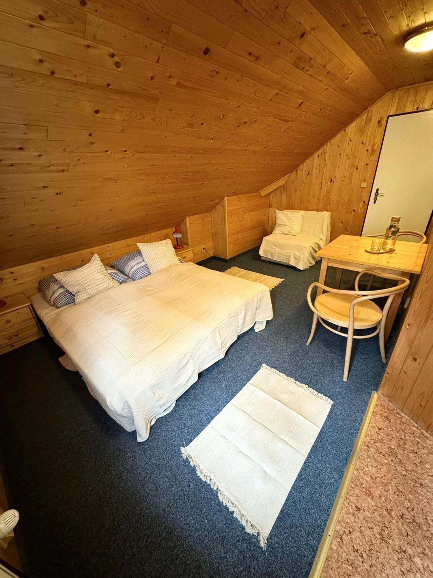 Horský hotýlek Bílá Labuť Pec pod Snezkou Quarto foto